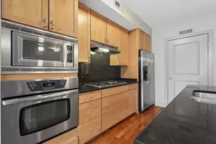 1060 Grand Ave, Saint Paul, MN 55105 - Photo 6