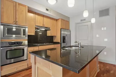 1060 Grand Avenue #210, Saint Paul, MN 55105 - Photo 4
