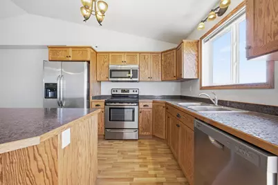 1322 Westport Beach Way, West Fargo, ND 58078 - Photo 8