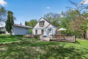 1103 Loeb St, Saint Paul, MN 55117 - Photo 1