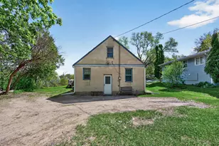 1103 Loeb St, Saint Paul, MN 55117 - Photo 22