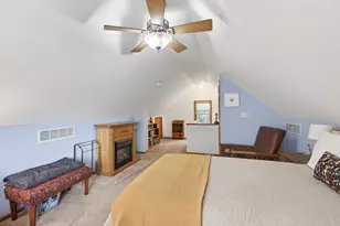 1103 Loeb St, Saint Paul, MN 55117 - Photo 20