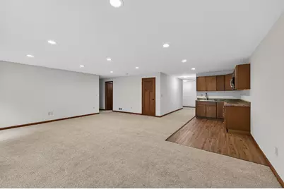 1589 Christie Place, Saint Paul, MN 55106 - Photo 22