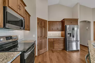 1136 Lanigan Way SW, Saint Joseph, MN 56374 - Photo 4