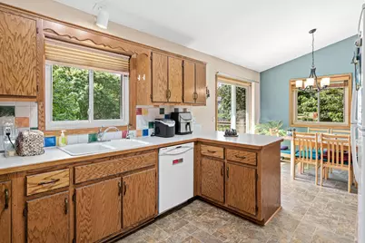 16608 Imperial Way, Lakeville, MN 55044 - Photo 8