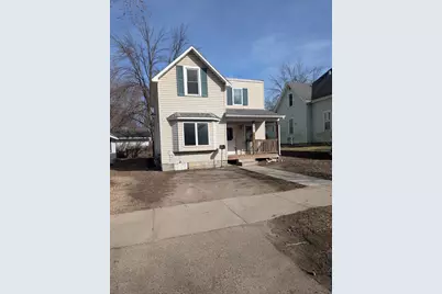 907 2nd Avenue NW, Faribault, MN 55021 - Photo 1