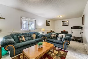 39119 Riverside Ct, North Branch, MN 55056 - Photo 10