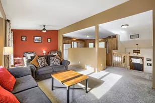 39119 Riverside Ct, North Branch, MN 55056 - Photo 6