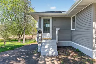 5932 Perry Ave N, Crystal, MN 55429 - Photo 6