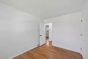 5932 Perry Ave N, Crystal, MN 55429 - Photo 24