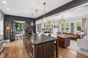 1932 Kenwood Pkwy, Minneapolis, MN 55405 - Photo 20