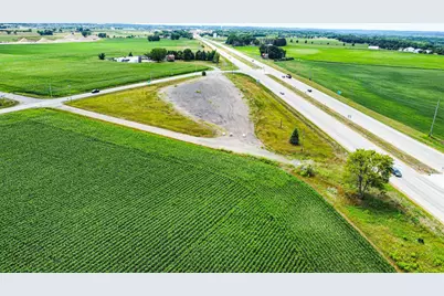 21701 Johnson Memorial Drive, Belle Plaine, MN 56011 - Photo 2