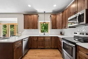 2478 Timber Ct E, Maplewood, MN 55119 - Photo 22