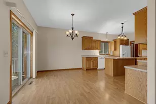 1835 Star Dr, Sauk Rapids, MN 56379 - Photo 8