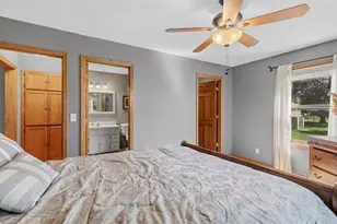 139 Greenway Ave N, Oakdale, MN 55128 - Photo 12