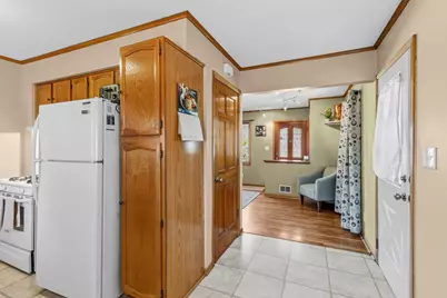 139 Greenway Avenue N, Oakdale, MN 55128 - Photo 6
