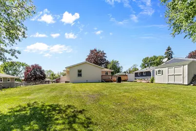 139 Greenway Avenue N, Oakdale, MN 55128 - Photo 28