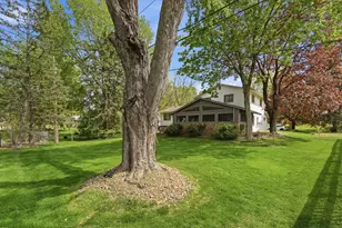 401 Felix Ln, West Saint Paul, MN 55118 - Photo 8