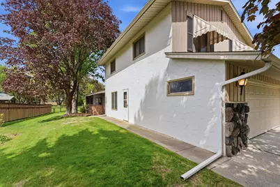 401 Felix Lane, West Saint Paul, MN 55118 - Photo 6