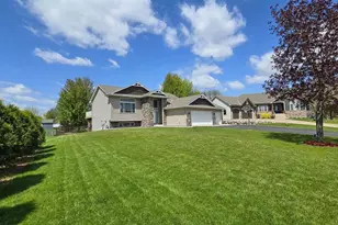 4065 Jasmine Ct NE, Saint Michael, MN 55376 - Photo 4