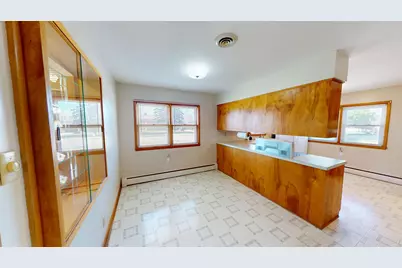 241 5th Street SE, Glenville, MN 56036 - Photo 4