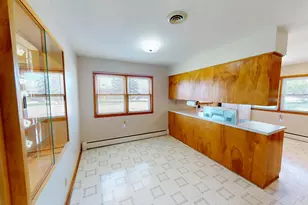241 5th St SE, Glenville, MN 56036 - Photo 4