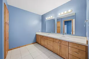 274 44th Ave S, Moorhead, MN 56560 - Photo 22