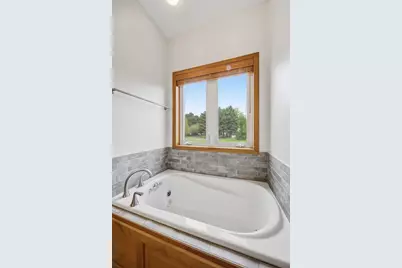 274 44th Avenue S, Moorhead, MN 56560 - Photo 16