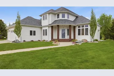 274 44th Avenue S, Moorhead, MN 56560 - Photo 2