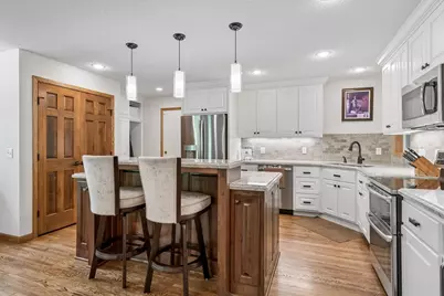 6117 Habitat Court S, Edina, MN 55436 - Photo 14