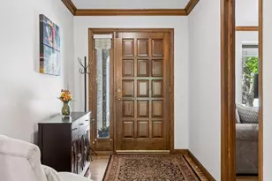 6117 Habitat Ct S, Edina, MN 55436 - Photo 4