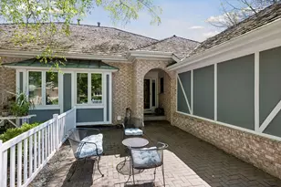 6117 Habitat Ct S, Edina, MN 55436 - Photo 2