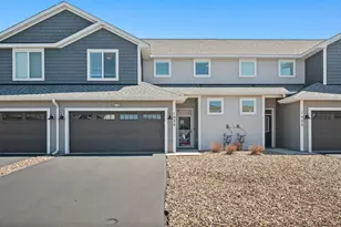 1520 Southpoint Dr, Hudson, WI 54016 - Photo 4