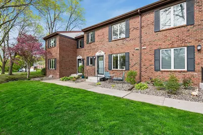 1092 Ivy Hill Drive, Mendota Heights, MN 55118 - Photo 1