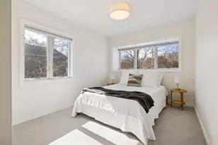 2807 McKenzie Point Rd, Wayzata, MN 55391 - Photo 32