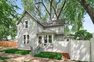558 Osceola Ave S, Saint Paul, MN 55102 - Photo 1