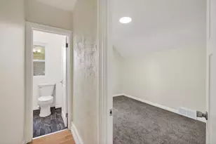 558 Osceola Ave S, Saint Paul, MN 55102 - Photo 30