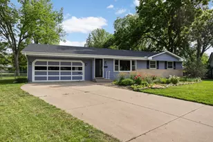 10816 Toledo Cir, Bloomington, MN 55437 - Photo 1
