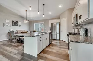 609 47th Ave NE, Saint Cloud, MN 56304 - Photo 2