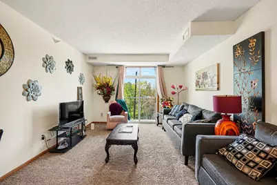 1776 Maryland Avenue E #201, Saint Paul, MN 55106 - Photo 4
