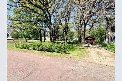 219 Moore Street, Jackson, MN 56143 - Photo 40