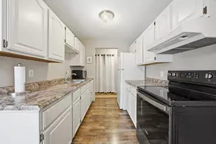3255 16th Ave S, Fargo,  58103 - Photo 8