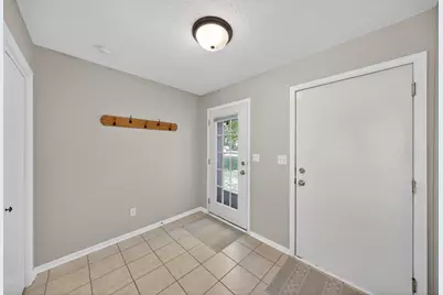 5509 25th Avenue NW, Rochester, MN 55901 - Photo 2