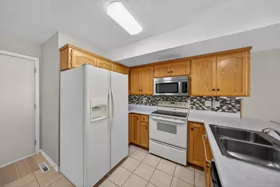 5509 25th Avenue NW, Rochester, MN 55901 - Photo 4