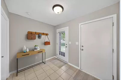5509 25th Avenue NW, Rochester, MN 55901 - Photo 2
