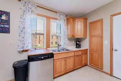 711 Oak Street, Lisbon, ND 58054 - Photo 22