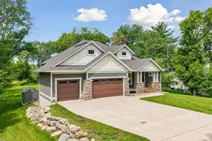 19 Westwood Rd, Minnetonka, MN 55305 - Photo 6