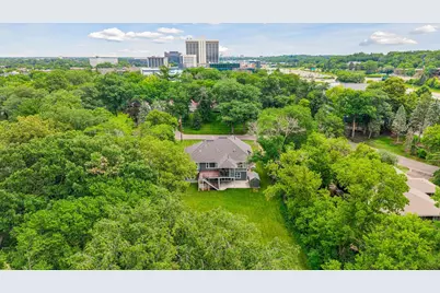 19 Westwood Road, Minnetonka, MN 55305 - Photo 10