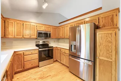 6625 White Birch Court, Lino Lakes, MN 55014 - Photo 8