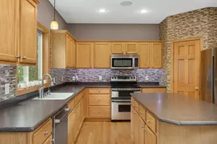 16098 Kennard Ct, Lakeville, MN 55044 - Photo 6